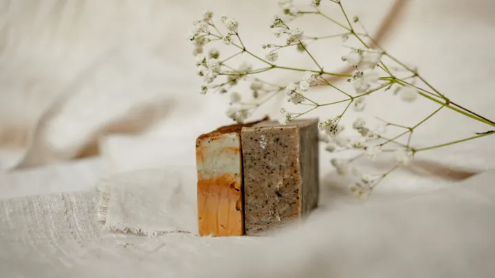 Perché dovresti usare un cubetto di sapone in giardino