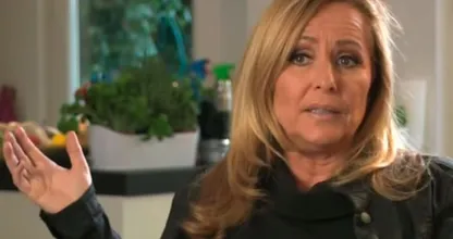 Angela Groothuizen neemt geen blad voor de mond: "het niveau van The Voice is matig as hell"