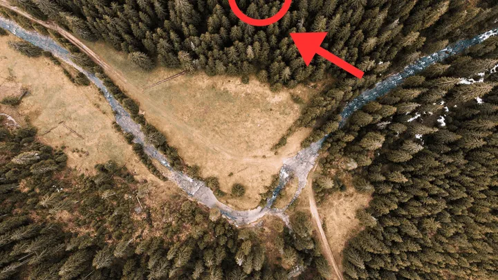 Un drone capture quelque chose que personne n'était censé voir