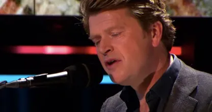 Beau raakt kijkers DWDD met emotioneel optreden