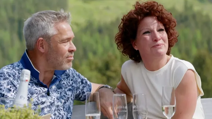 Wauw: zo zag de bruiloft van B&B Vol Liefdes Astrid en Harmjan eruit