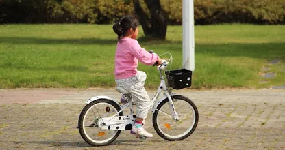 Huh? ANWB stelt dat je pas met 10.000 uren ervaring goed kunt fietsen