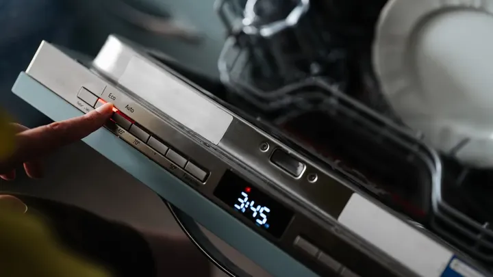 Why newer dishwashers open the door by themselves—and how to copy it on an older machine