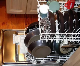 These are the things you always put in the dishwasher but really shouldn't!