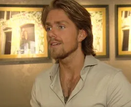 André Hazes doet boekje open over vaderschap