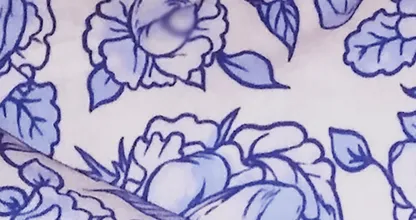 Deze moeder kocht geheel per ongeluk kussens met een wel héél dubieuze print... Hilarisch!