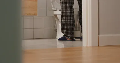 Moet je ineens veel vaker plassen? Dit is wanneer je naar de huisarts moet