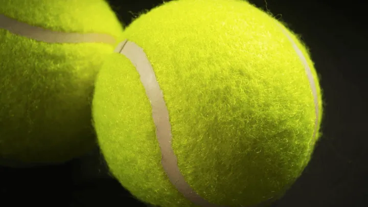 Hai dolori al collo o alle spalle? Prendi una pallina da tennis!