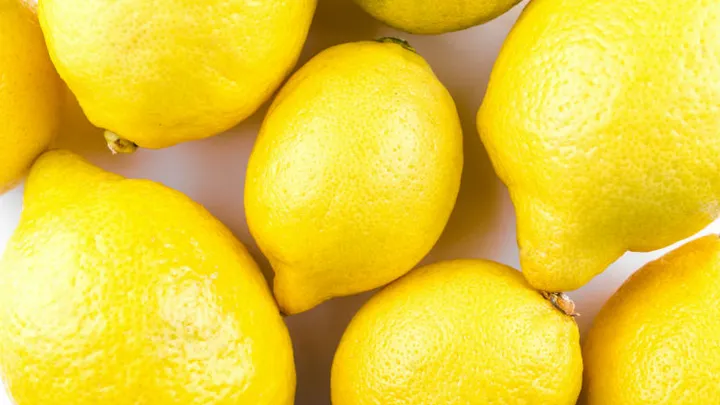 6 razones por las que los limones son esenciales en tu rutina de belleza