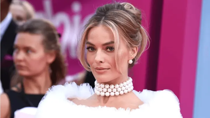From the archives: This is what Margot Robbie used to look like.