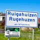 Waarom sommige plaatsen een wit plaatsnaambord hebben