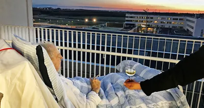 Die Regeln brechen für ein würdiges Ende? Diese Krankenschwester entscheidet sich dafür.