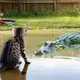 Katze verschwindet in der Nähe eines Sumpfes - was sie bei sich hatte, überrascht alle