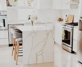 Aha! Hier hoor je de lade onder de oven echt voor te gebruiken