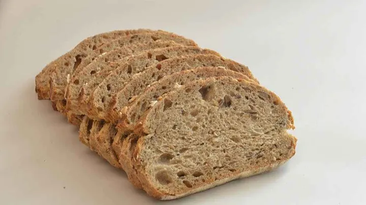 Psst! Mit diesem geheimen Trick bleibt dein Brot viel länger frisch!