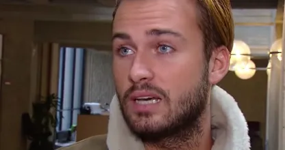 Dave Roelvink verschijnt niet op zijn rechtszaak en is vannacht gevlucht naar Spanje.. Dat moet toch niet kunnen?