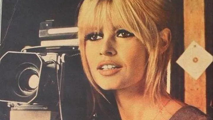 La vie de la belle Brigitte Bardot en images