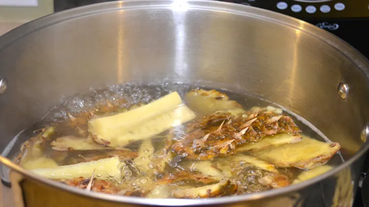 Why Health Freaks Never Throw Away Pineapple Peels (And Why You Shouldn't Either!)