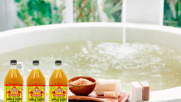 THIS is why you should put apple cider vinegar in your baths! The effect is amazing!
