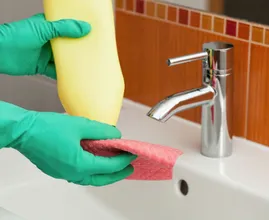 Handig: drie makkelijke schoonmaaktips voor de badkamer