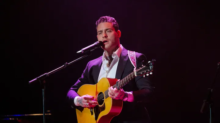 Douwe Bob treedt volgend jaar op bij Holland Zingt Hazes