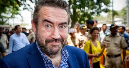Marc van der Linden deelt 'onzekere' foto uit de oude doos op Instagram