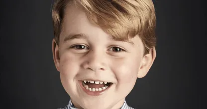 Zó ziet Prins George eruit als hij achttien jaar is! Wat een knapperd!