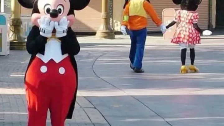 Uwierzysz w to, co widzisz? 45 oszałamiających zdjęć z Disneylandu, które przeczą rzeczywistości!