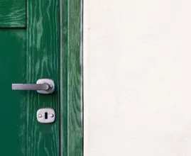 Cuidado: ¡Cierre las puertas de tu casa antes de irse a dormir! ¡Puede salvar tu vida!