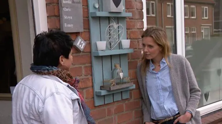 Nieuw: Leonie ter Braak laat ontroerende verhalen achter Marktplaats-advertenties zien