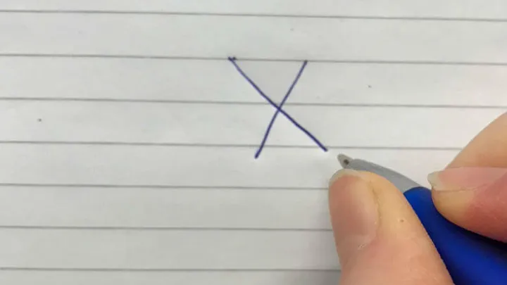 あなたは「X」をどうやって書きますか？書き方で性格が分かります