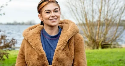 Nieuwe kiekjes van zoontje Roxeanne Hazes: 'Lijkt veel op z'n opa'