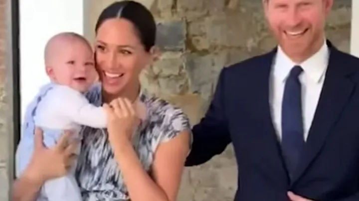 Eindelijk maar toch: baby Archie staat volop in de schijnwerpers