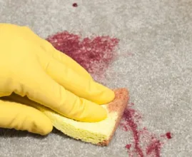 ¿Tienes una mancha en tu alfombra? Deshazte de ella con esta forma simple y barato!