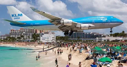 一度は行ってみたい?! 最も危険な空港25選