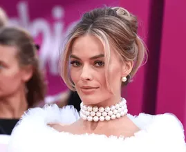 From the archives: This is what Margot Robbie used to look like.
