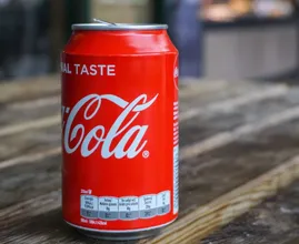 Ist es wahr dass Cola gegen Übelkeit hilft?