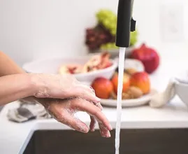 Scheelt je weer wat werk: 6 dingen die je te vaak schoon maakt