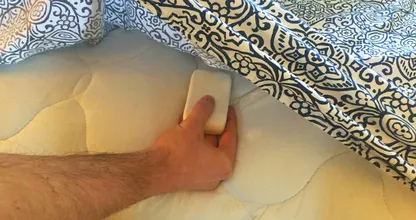 Una pastilla de jabón debajo de las sábanas mejorará tu sueño
