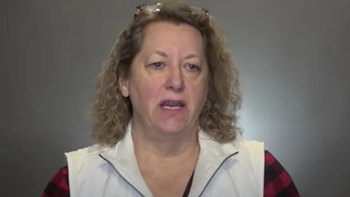 Gertrude kan geluk niet op na metamorfose