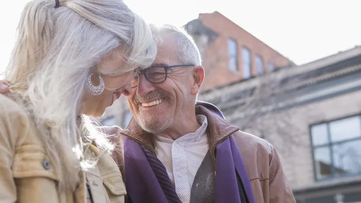 Pittige en slimme datingtips voor 50-plussers
