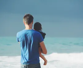 25-jarige Tommy heeft al een kind én een kleinkind