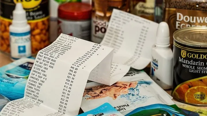 7 malos hábitos que todos tenemos mientras las compras