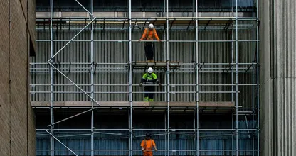 Bouwvakkers krijgen vanaf januari een stuk meer pensioen