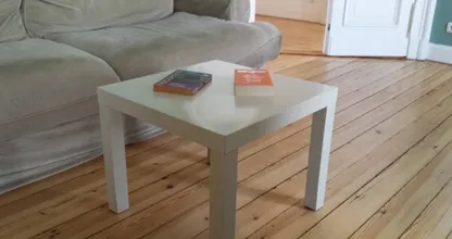 Iedereen kent dit tafeltje van de IKEA. Wat je er allemaal van kan maken? Wij staan versteld!