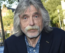Johan Derksen (72) stopt volgend jaar met televisie: 'Ik ga het niet missen'