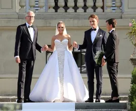 Even terugblikken: alle details over Sylvie's trouwjurk