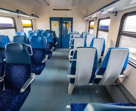 Hilarisch: man gaat viraal met airfryer in de trein