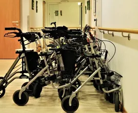 OMT: 'Verpleeghuizen kunnen beginnen met versoepelen'