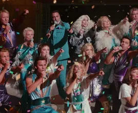 Mamma Mia!-acteur Stellan Skarsgård hint op een derde musicalfilm